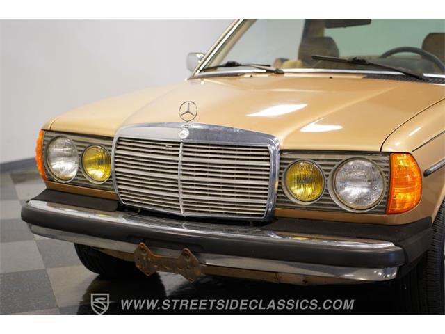 1983 Mercedes-Benz 300CD (CC-2085613) for sale in Concord, North Carolina