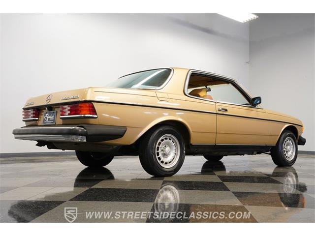 1983 Mercedes-Benz 300CD (CC-2085613) for sale in Concord, North Carolina