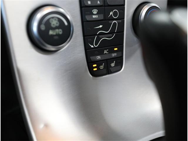 2013 Volvo C70 (CC-2085752) for sale in Addison, Illinois