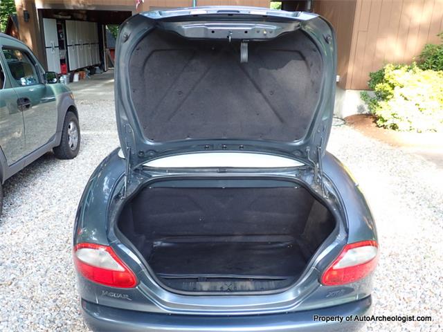 1998 Jaguar XK8 (CC-2085876) for sale in Deep River, Connecticut
