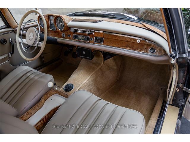 1961 Mercedes-Benz 220SEb (CC-2085895) for sale in Beverly Hills, California