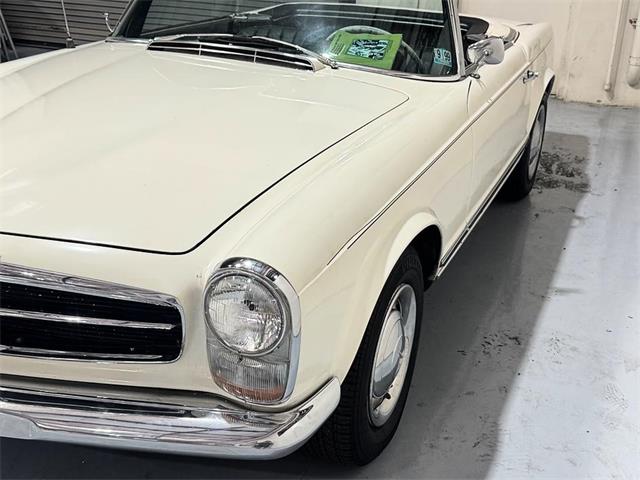 1966 Mercedes-Benz 230SL (CC-2086011) for sale in Palm Desert , California