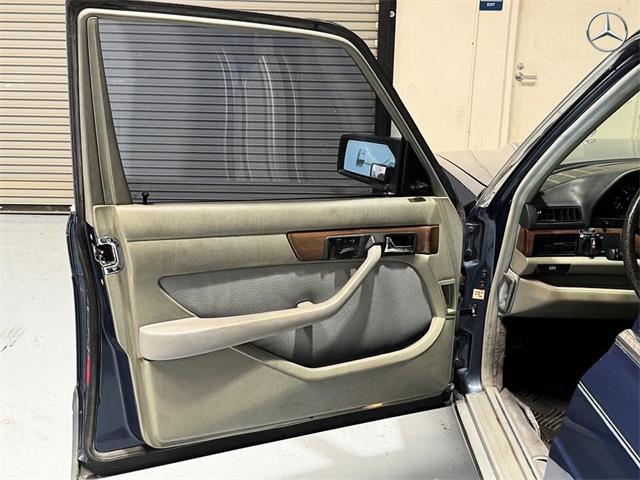1986 Mercedes-Benz 420 (CC-2086012) for sale in Palm Desert , California