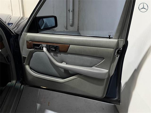 1986 Mercedes-Benz 420 (CC-2086012) for sale in Palm Desert , California