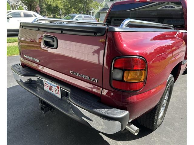 2004 Chevrolet Silverado (CC-2086109) for sale in Hingham, Massachusetts