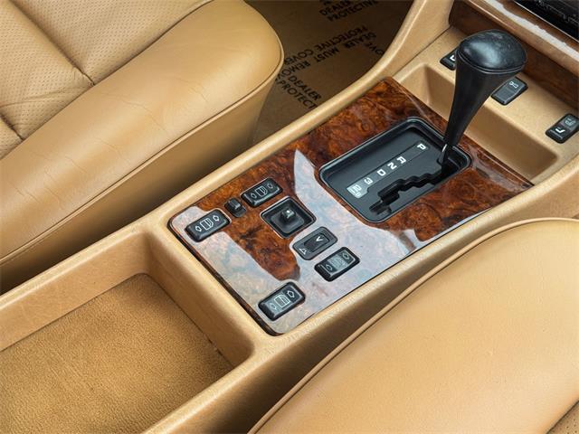 1988 Mercedes-Benz 560 (CC-2086294) for sale in Los Angeles, California