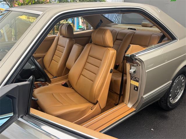 1988 Mercedes-Benz 560 (CC-2086294) for sale in Los Angeles, California