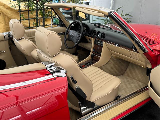 1989 Mercedes-Benz 560 (CC-2086297) for sale in Los Angeles, California
