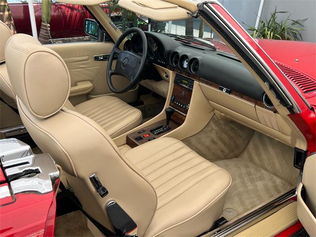 1989 Mercedes-Benz 560 (CC-2086297) for sale in Los Angeles, California