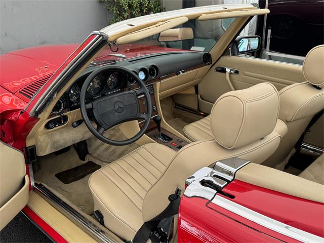 1989 Mercedes-Benz 560 (CC-2086297) for sale in Los Angeles, California