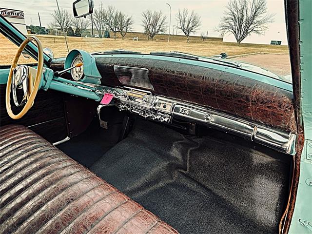 1952 Kaiser Traveler (CC-2086303) for sale in Sioux City, Iowa