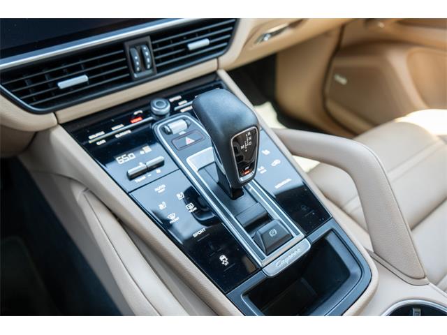 2022 Porsche Cayenne (CC-2086318) for sale in Sherman Oaks, California
