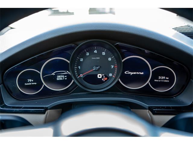 2022 Porsche Cayenne (CC-2086318) for sale in Sherman Oaks, California