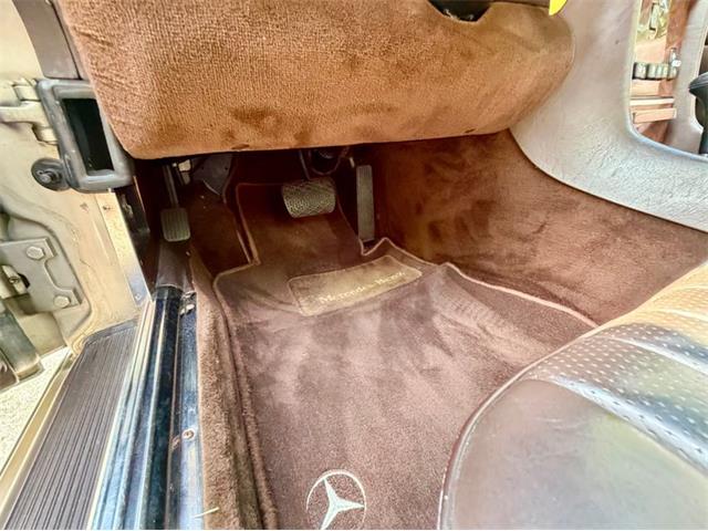 1988 Mercedes-Benz 560SL (CC-2086346) for sale in Saugatuck, Michigan