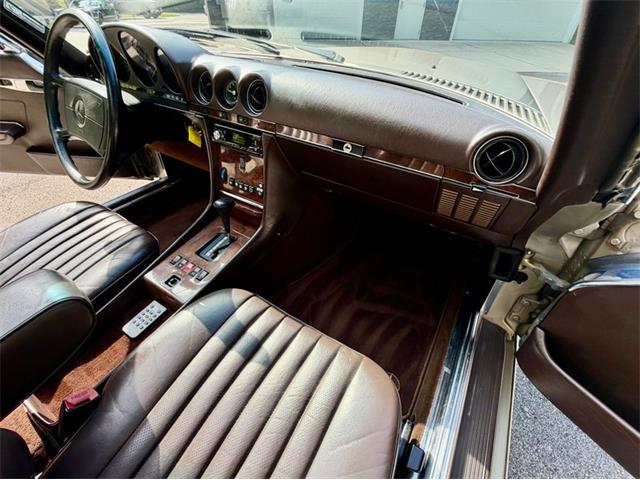 1988 Mercedes-Benz 560SL (CC-2086346) for sale in Saugatuck, Michigan