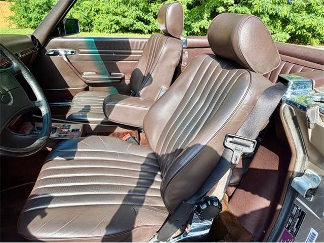 1988 Mercedes-Benz 560SL (CC-2086346) for sale in Saugatuck, Michigan