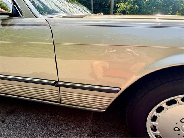 1988 Mercedes-Benz 560SL (CC-2086346) for sale in Saugatuck, Michigan