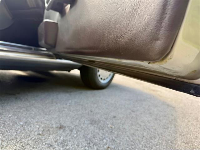 1988 Mercedes-Benz 560SL (CC-2086346) for sale in Saugatuck, Michigan