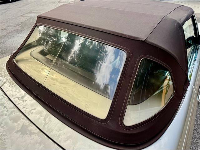 1988 Mercedes-Benz 560SL (CC-2086346) for sale in Saugatuck, Michigan