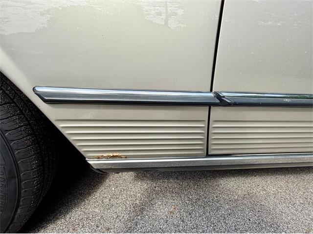 1988 Mercedes-Benz 560SL (CC-2086346) for sale in Saugatuck, Michigan