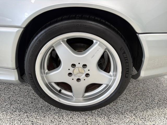 2001 Mercedes-Benz SL500 (CC-2086351) for sale in Houston, Texas