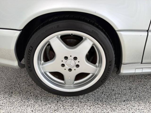 2001 Mercedes-Benz SL500 (CC-2086351) for sale in Houston, Texas
