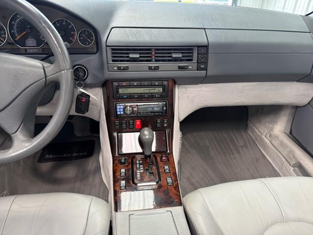 2001 Mercedes-Benz SL500 (CC-2086351) for sale in Houston, Texas