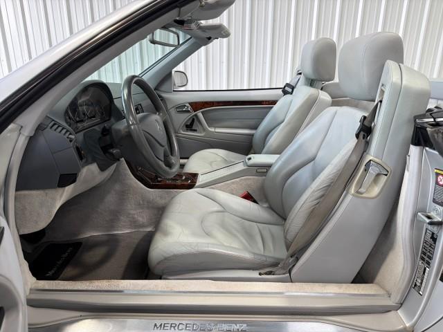 2001 Mercedes-Benz SL500 (CC-2086351) for sale in Houston, Texas