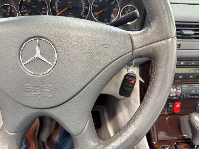 2001 Mercedes-Benz SL500 (CC-2086351) for sale in Houston, Texas