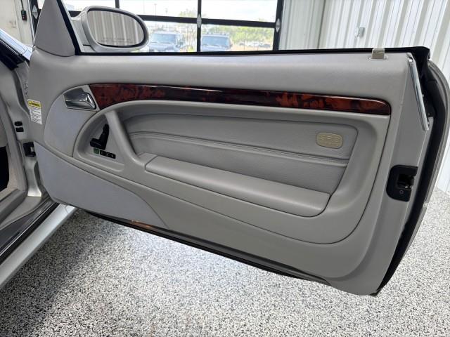 2001 Mercedes-Benz SL500 (CC-2086351) for sale in Houston, Texas
