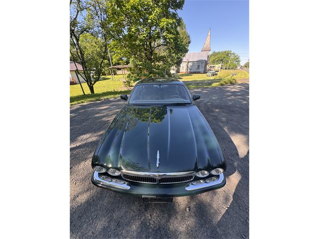 1998 Jaguar XJ8 (CC-2086367) for sale in Mill Hall, Pennsylvania