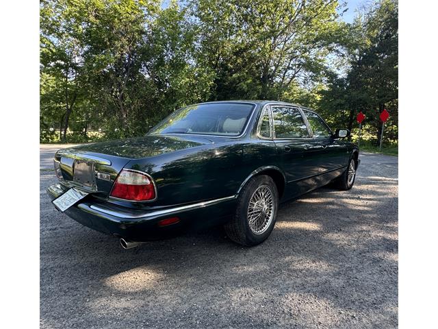 1998 Jaguar XJ8 (CC-2086367) for sale in Mill Hall, Pennsylvania