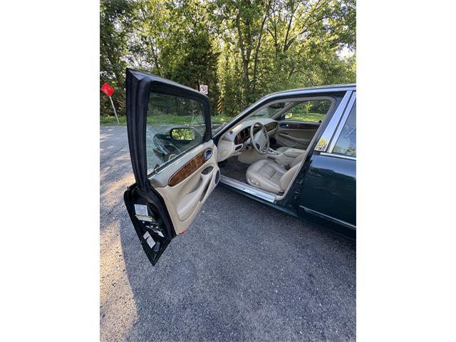 1998 Jaguar XJ8 (CC-2086367) for sale in Mill Hall, Pennsylvania