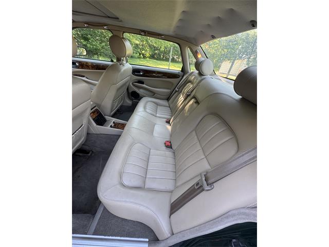 1998 Jaguar XJ8 (CC-2086367) for sale in Mill Hall, Pennsylvania