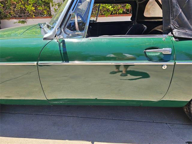 1965 MG MGB (CC-2086614) for sale in Woodland Hills, California