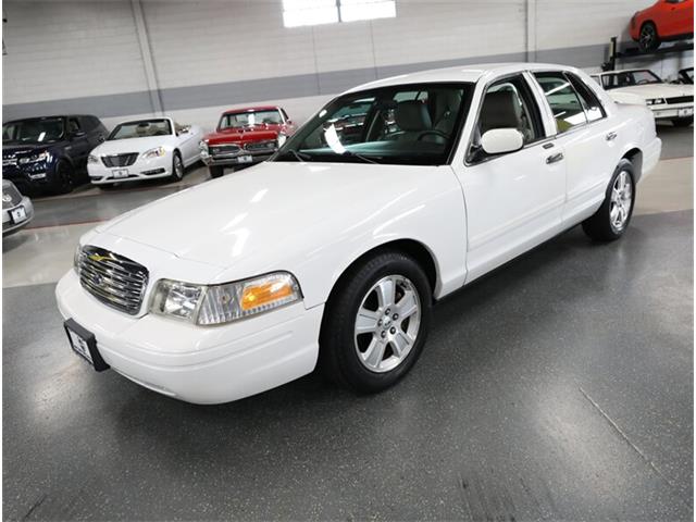 2011 Ford Crown Victoria (CC-2086626) for sale in Addison, Illinois