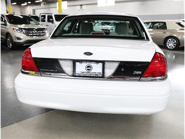 2011 Ford Crown Victoria (CC-2086626) for sale in Addison, Illinois