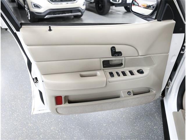 2011 Ford Crown Victoria (CC-2086626) for sale in Addison, Illinois