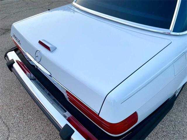1988 Mercedes-Benz 560 (CC-2086675) for sale in Arlington Heights, Illinois