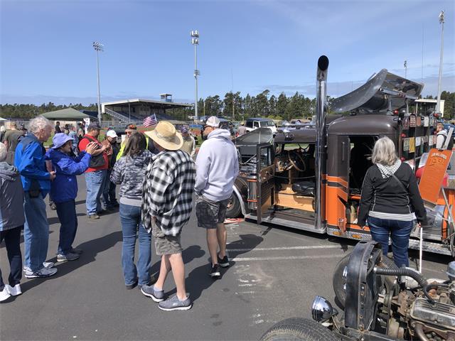 1961 Peterbilt Pickup (CC-2086816) for sale in Coos Bay, Oregon