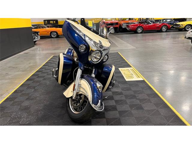 2015 Indian Roadmaster (CC-2086920) for sale in Mankato, Minnesota