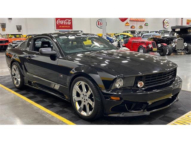 2005 Ford Mustang (CC-2086938) for sale in Mankato, Minnesota