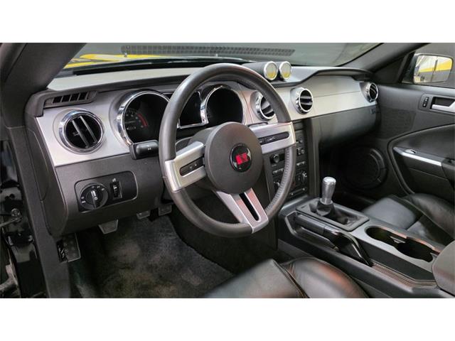 2005 Ford Mustang (CC-2086938) for sale in Mankato, Minnesota