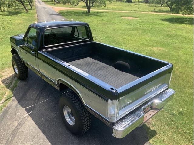 1986 Ford F350 (CC-2086966) for sale in Fredericksburg, Texas