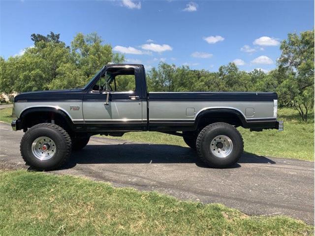 1986 Ford F350 (CC-2086966) for sale in Fredericksburg, Texas