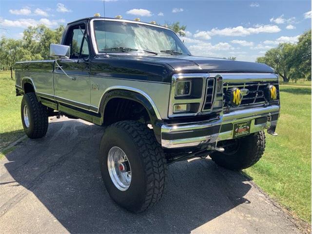 1986 Ford F350 (CC-2086966) for sale in Fredericksburg, Texas