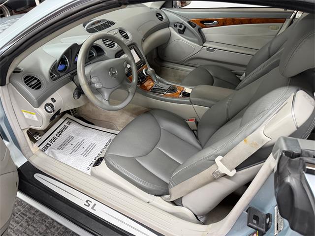 2005 Mercedes-Benz SL-Class (CC-2086983) for sale in Mundelein, Illinois