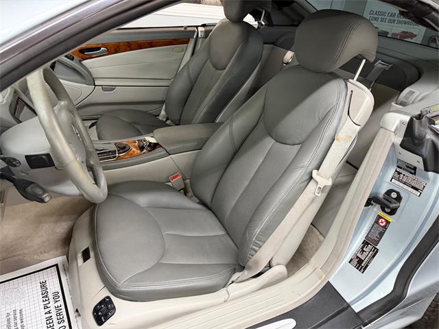 2005 Mercedes-Benz SL-Class (CC-2086983) for sale in Mundelein, Illinois
