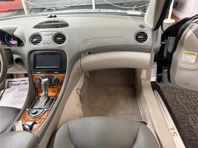 2005 Mercedes-Benz SL-Class (CC-2086983) for sale in Mundelein, Illinois