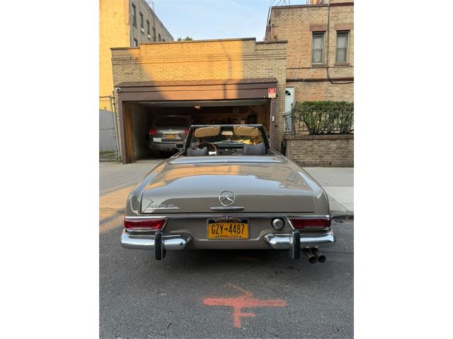 1969 Mercedes-Benz 280 SL Pagoda (CC-2087145) for sale in BROOKLYN, New York